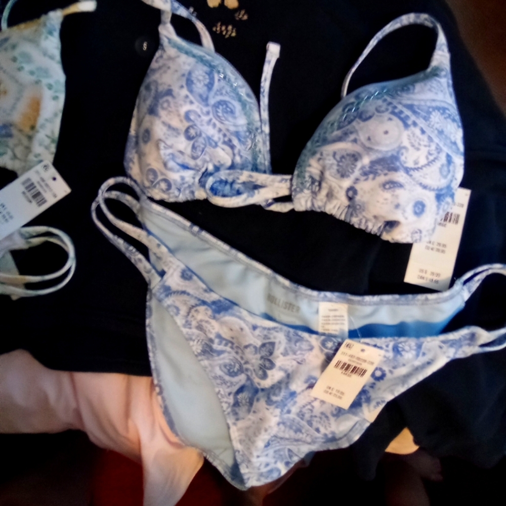 Hollister Blue Paisley Bikini Set